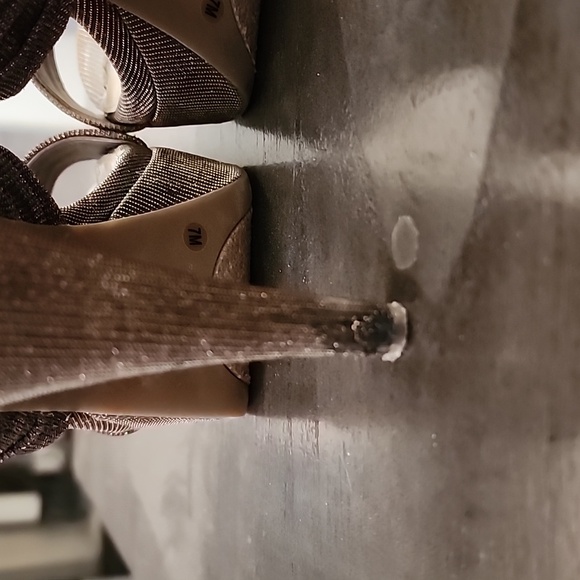 GIANNI BINI Strappy Bronze Platform Heels - Picture 5 of 14